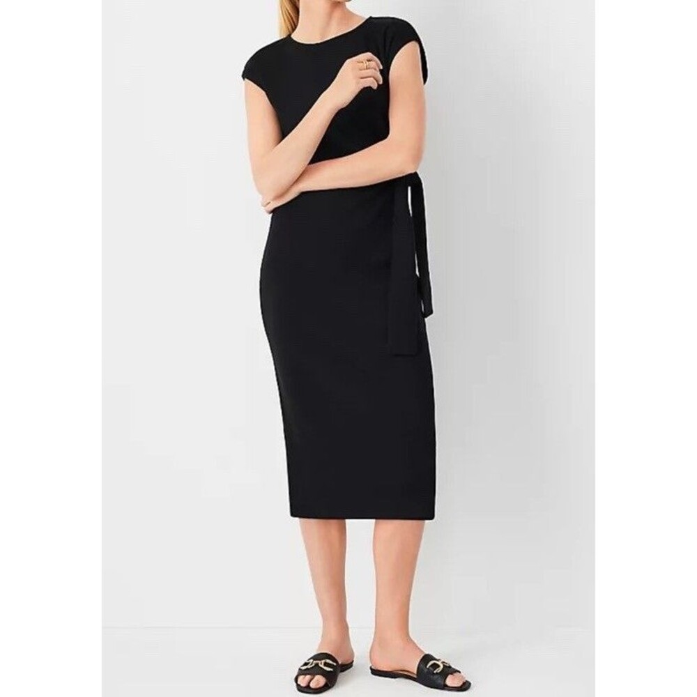 Ann Taylor Weekend Midi Dress 12 Black Short Sleeve Knit Minimalist Capsule 2024